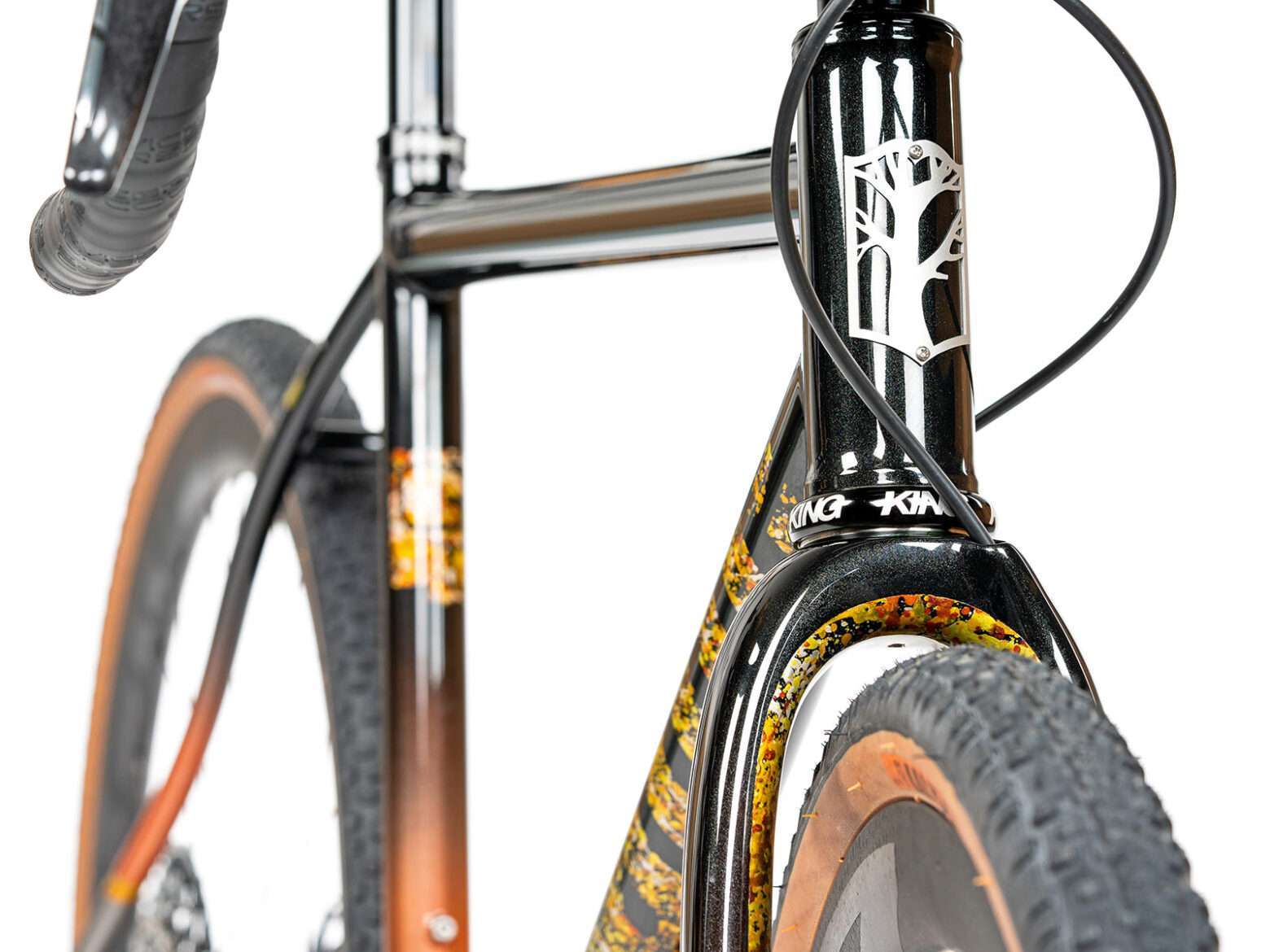Bicicletta gravel in titanio personalizzata Mosaic GT-1 45, aggiornamento UDH, serie Beautiful Chaos artist, tubo sterzo