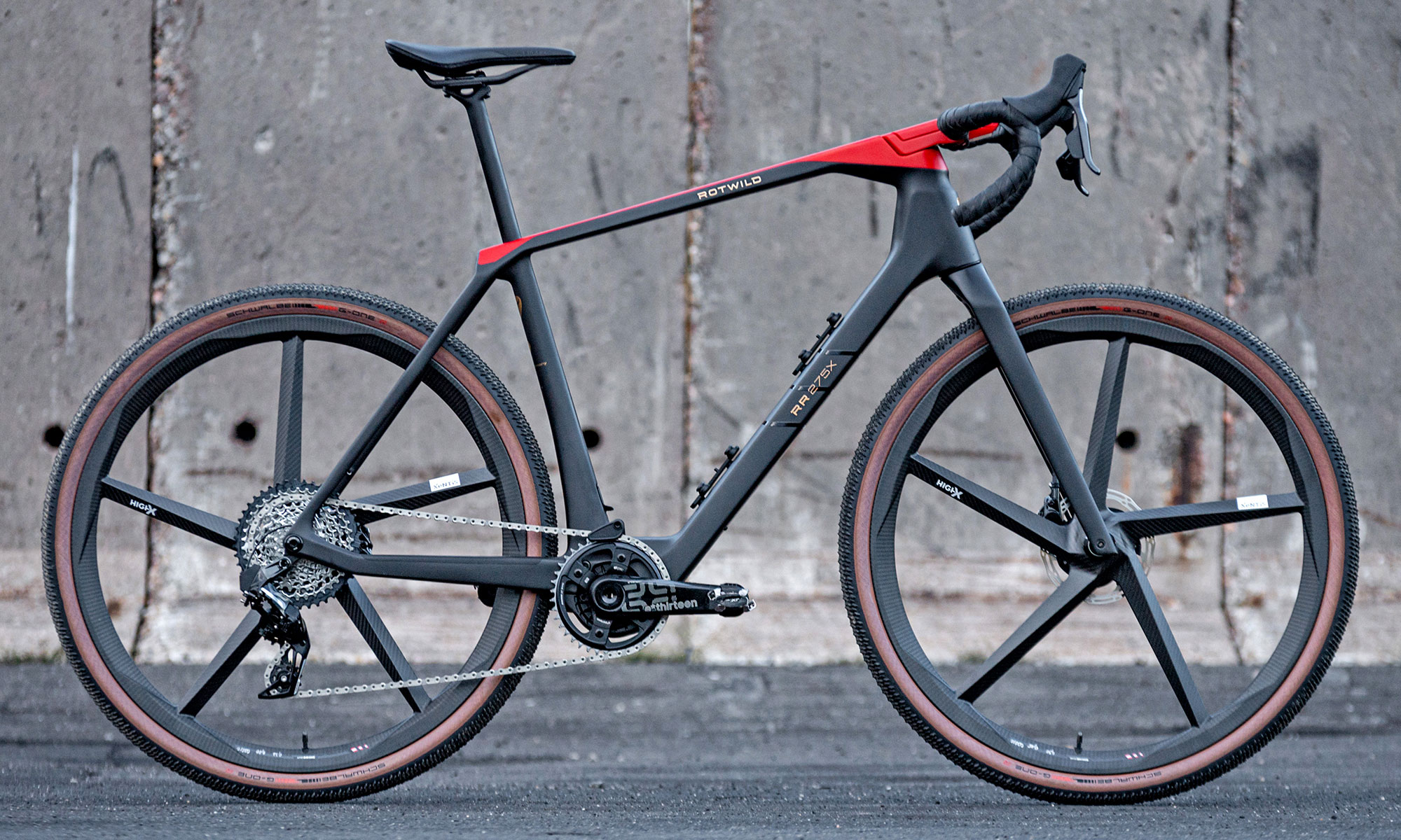 Bici elettrica gravel Rotwild R-R275 X, una bici elettrica all-road leggera e completamente integrata con motore TQ, Ultra completa