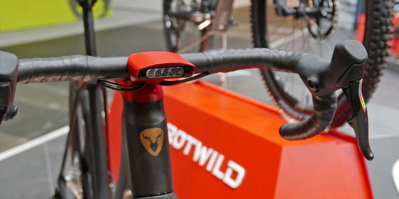 Rotwild aggiunge l’elegante eBike Gravel R.R275 X con Stealthy TQ e integrazione dell’illuminazione