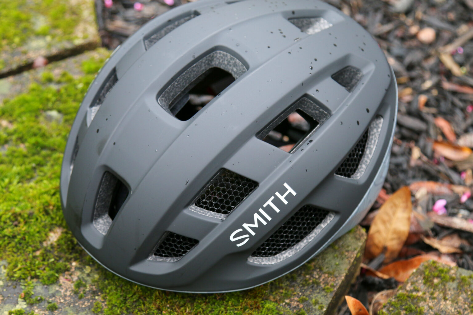Casco da strada gravel Smith Triad con sensore di crash Aleck