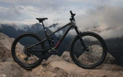 Trek Gen 4 Top Fuel è più veloce e agile grazie alla possibilità di regolazione DownCountry