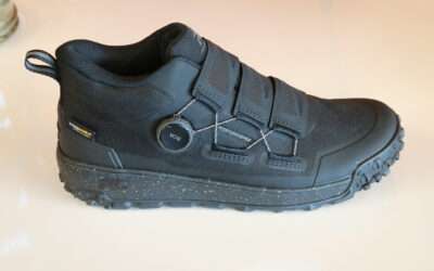 La scarpa media Tallac Ride Concepts protegge con D3O, stringe con BOA PerformFit Wrap