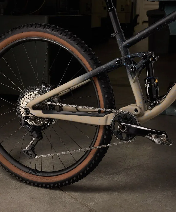 Parte posteriore Trek Prototype PipeDream Steel Full Sus