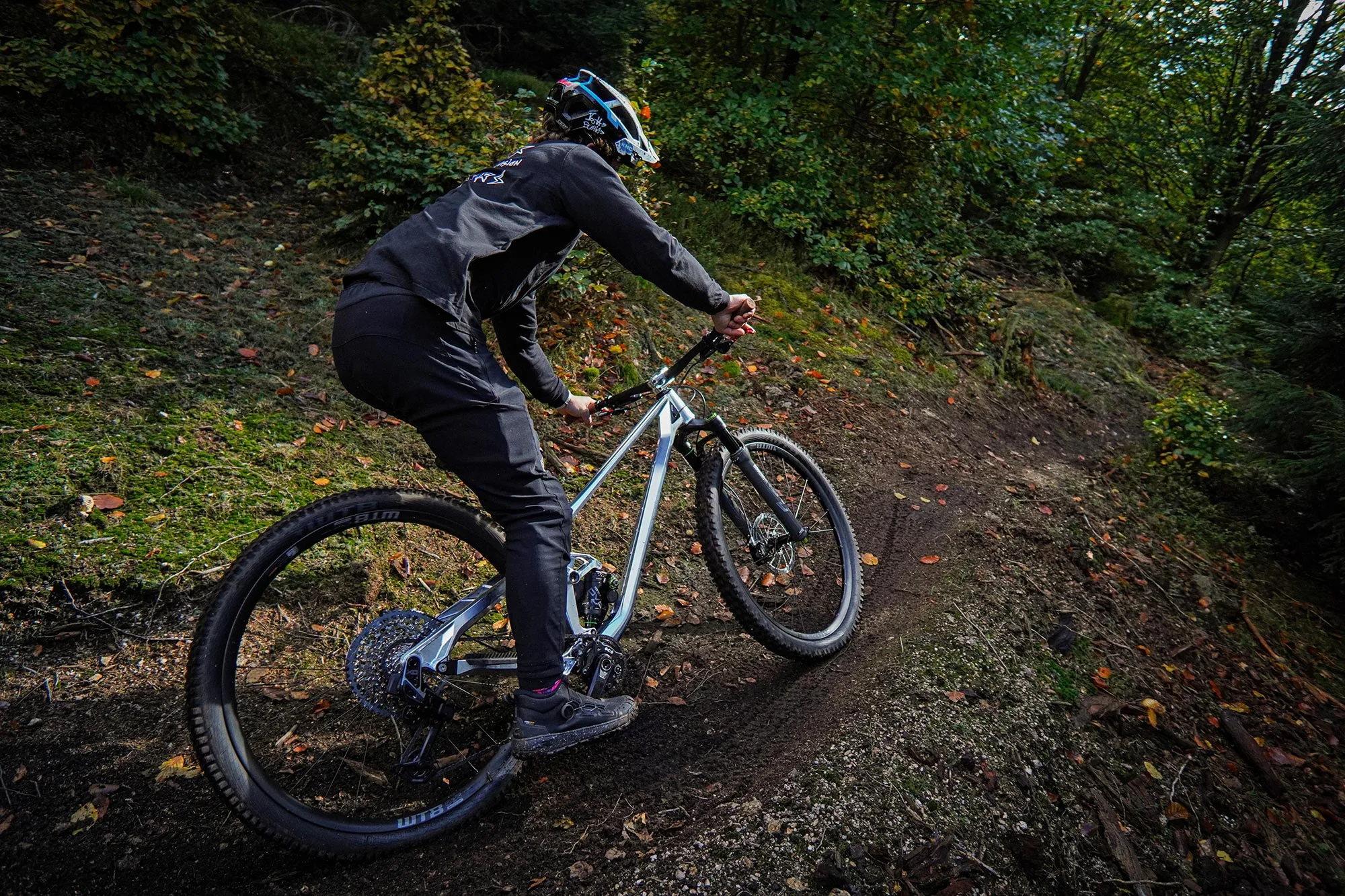 2024 ActoFive I-Train Mk2 mountain bike 29er Trail Enduro regolabile in alluminio lavorato a CNC a corsa breve, guida