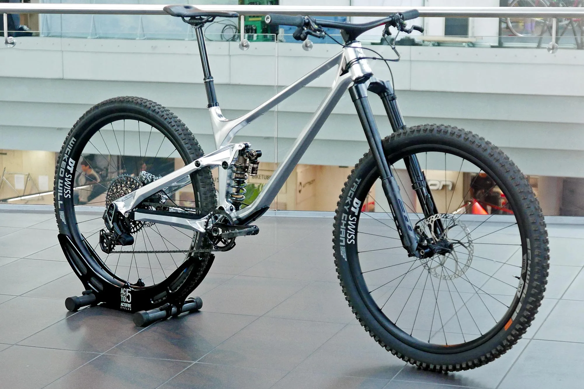 2024 ActoFive I-Train Mk2 mountain bike 29er Trail Enduro regolabile in alluminio lavorato a CNC a corsa breve, aeroporto DRS