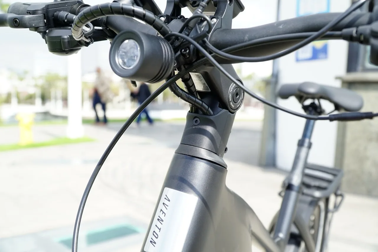 STEM Aventon Livello 3 Ebike regolabile