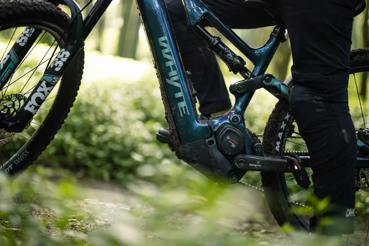 Whyte Bikes Kado EMTB, posizione motoria