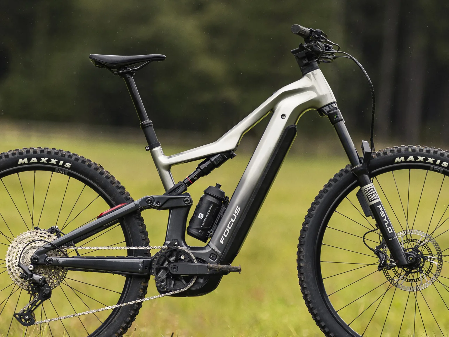 2025 Focus thron² in lega versatile all-rouner ebike all-montein trail emtb, batteria da 800Wh
