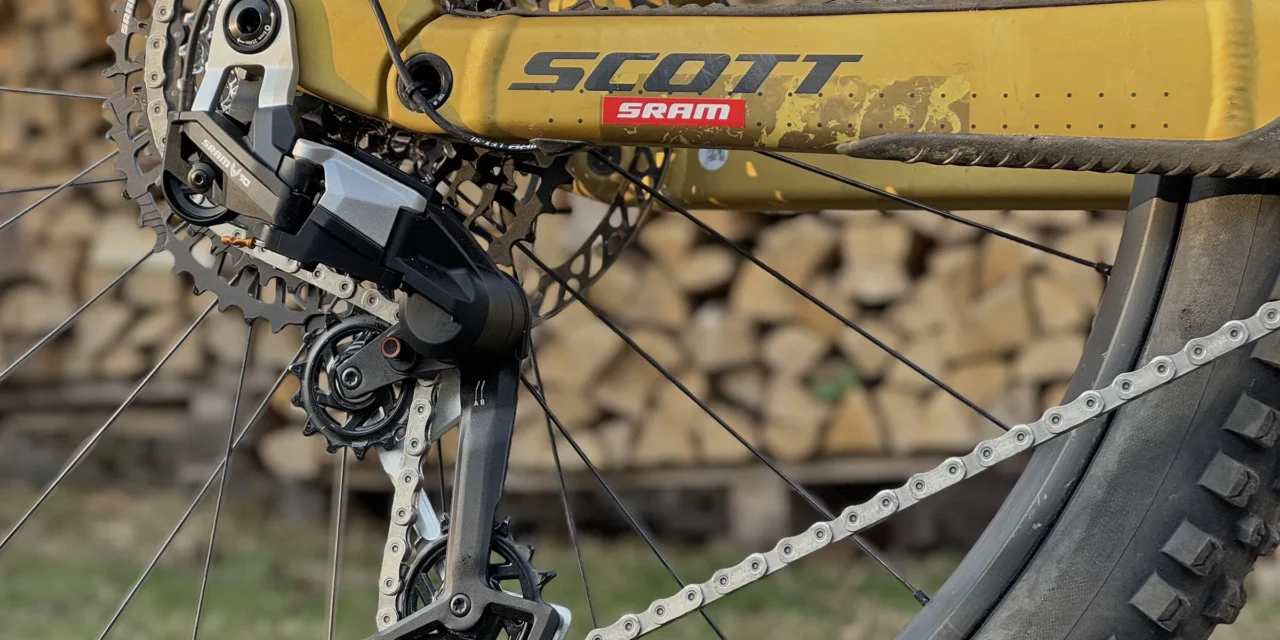 La trasmissione meccanica SRAM Eagle 90 e 70 offre un cambio MTB più economico e senza problemi