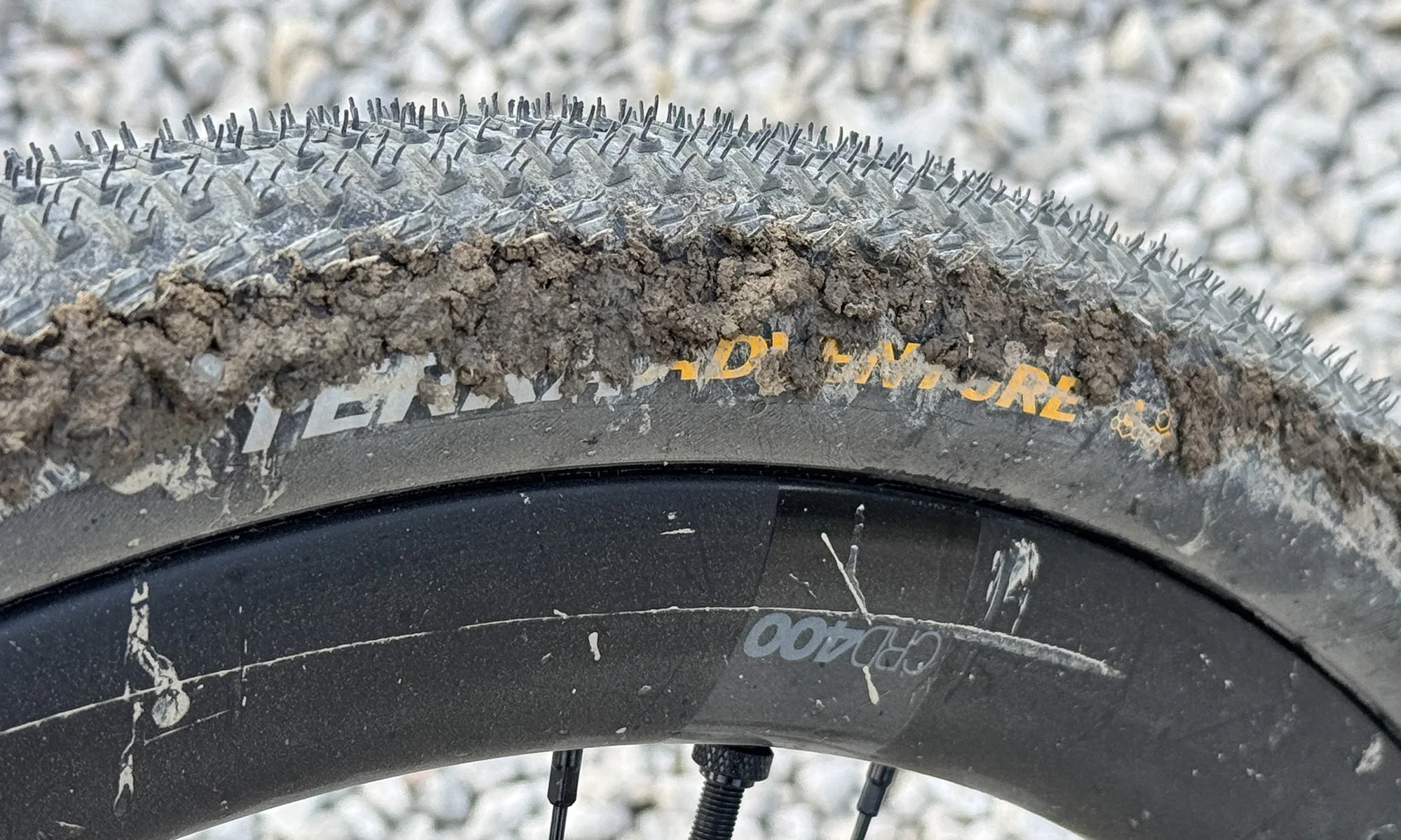 Continental Terra Adventure Nuova aggressiva revisione delle gomme per pneumatici per bici di ghiaia, spargimento di fango
