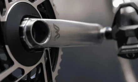 New Cane Creek Titanio EE Wings offre una maggiore compatibilità, estetica più pulita, hardware più amichevole